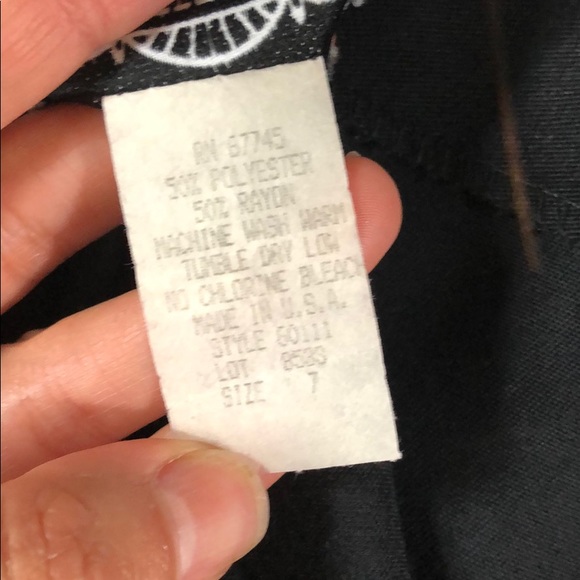 VTG Size 7 Black Knee-Length Pleated Skirt - Picture 4 of 4